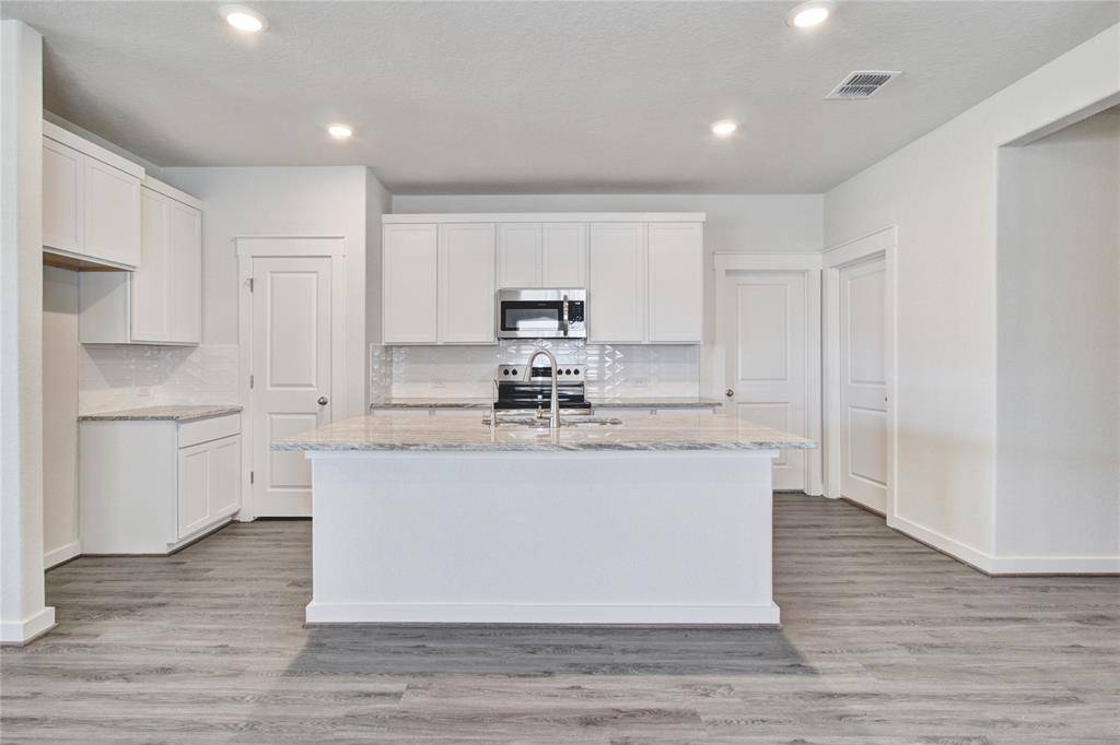Conroe, TX 77303,11713 Airspeed DR