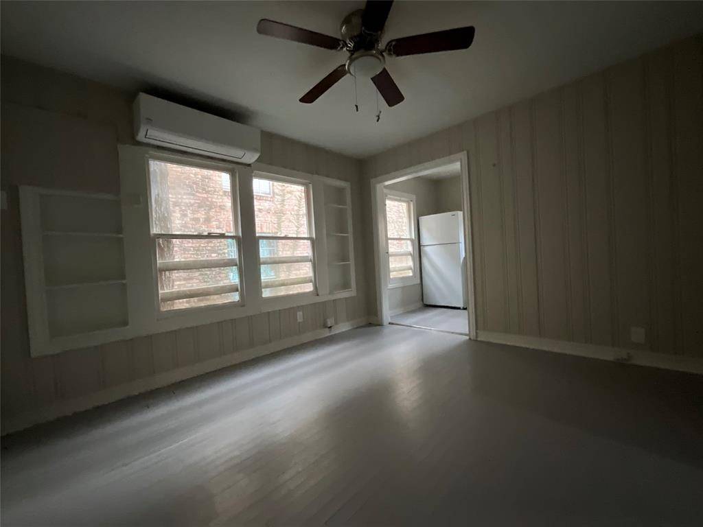 Houston, TX 77006,2518 Grant 1/2 ST #D