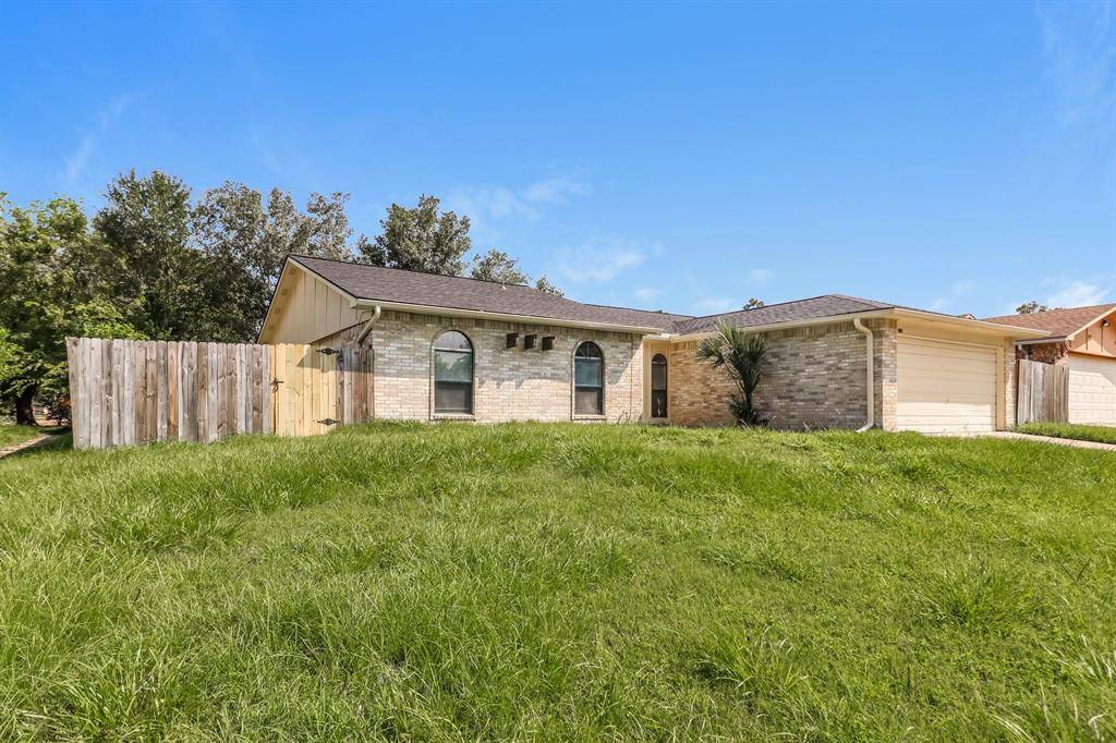 Houston, TX 77088,5438 Canyon Forest DR