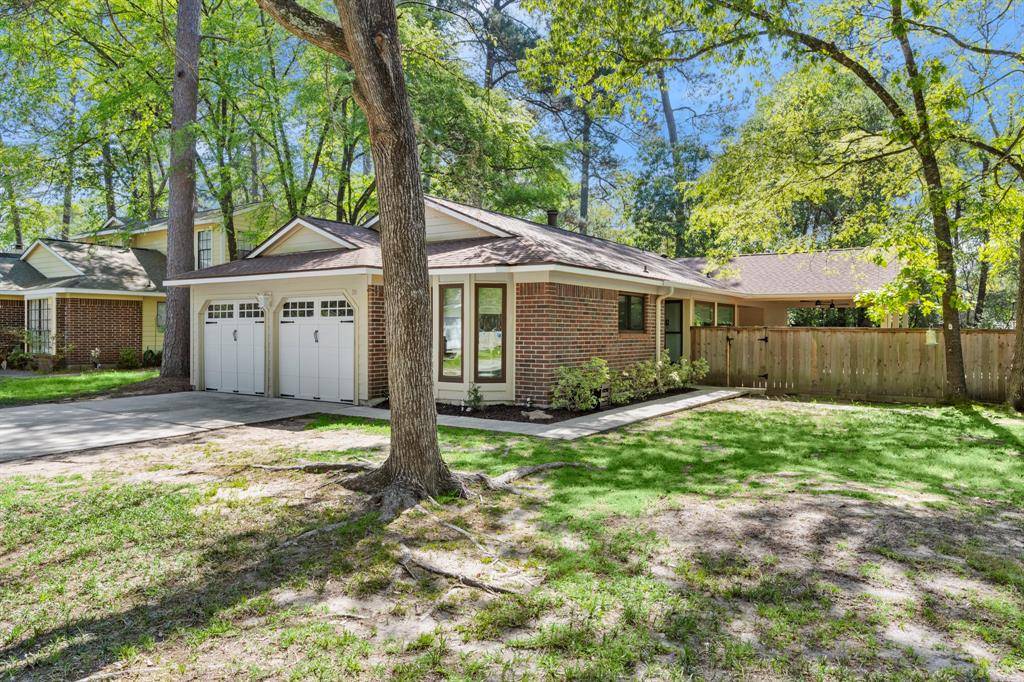 The Woodlands, TX 77380,18 Camberwell CT