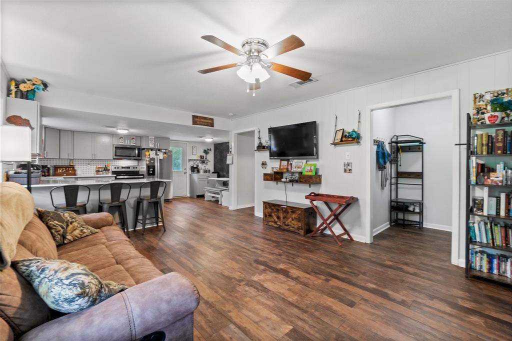 Goodrich, TX 77335,328 Drews Landing RD