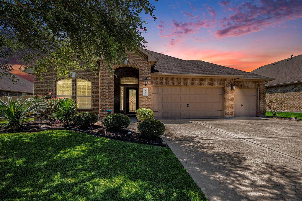 La Porte, TX 77571,907 Fairway DR
