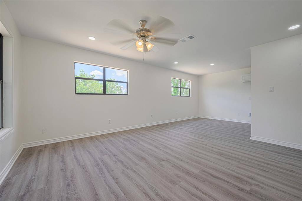 Dickinson, TX 77539,4416 33rd ST