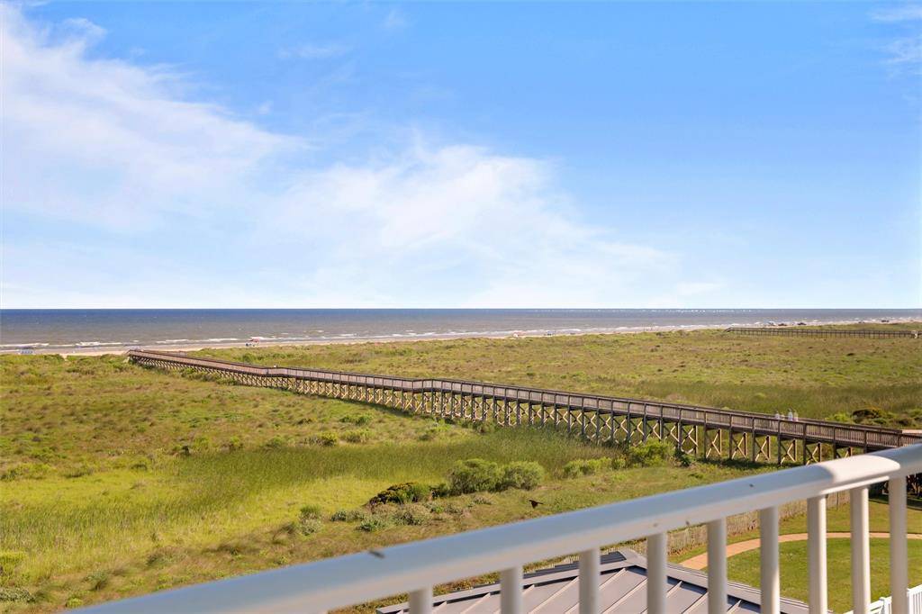 Galveston, TX 77554,4151 Pointe West DR #303