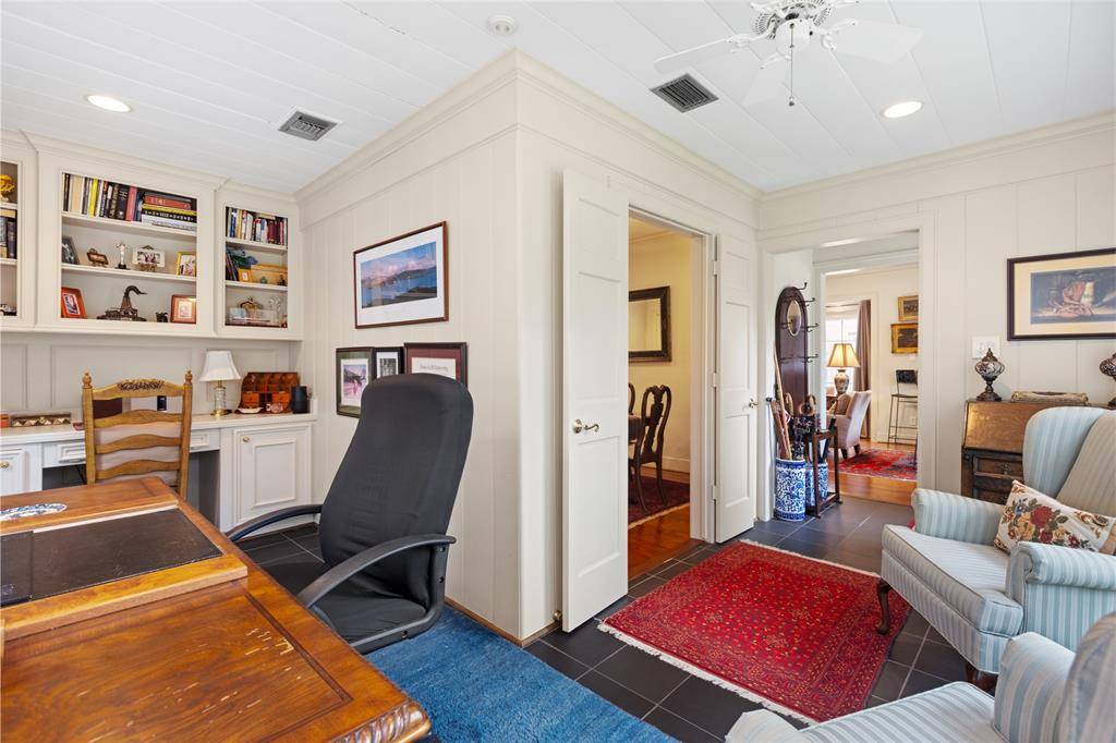 Houston, TX 77006,1311 Peden ST
