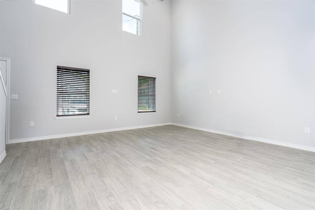 Montgomery, TX 77316,16863 W Juneau