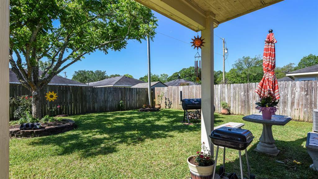 Alvin, TX 77511,518 E House ST