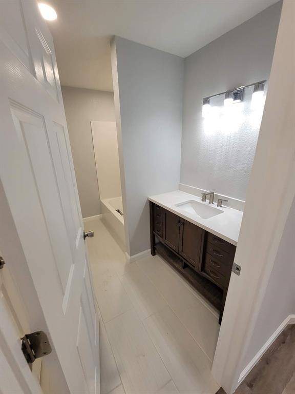 Groves, TX 77619,6698 Verde Street
