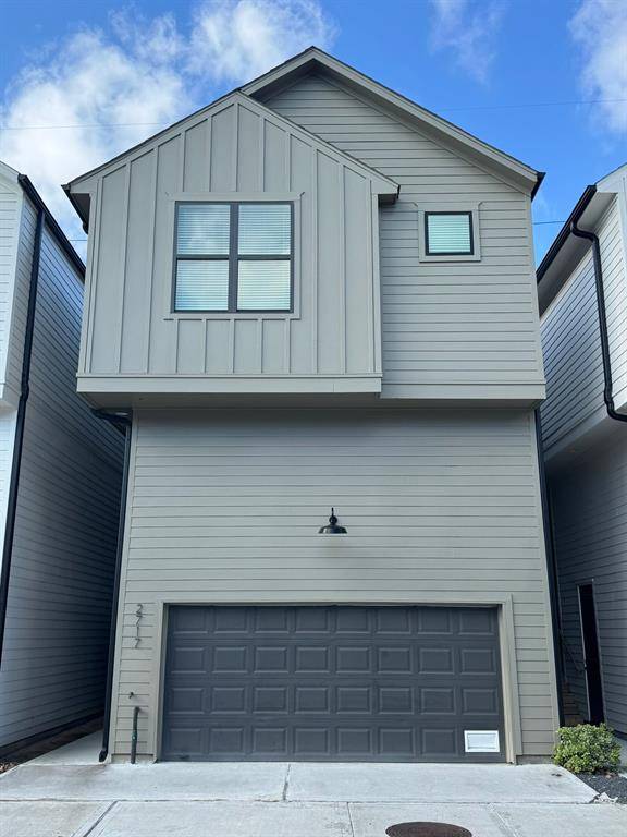 Houston, TX 77018,2717 Oakwood Crest LN