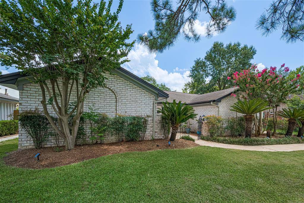 Houston, TX 77035,5115 Kingfisher DR