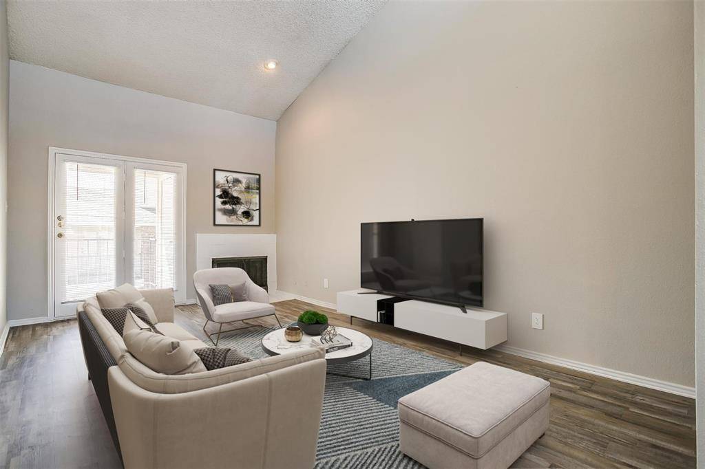 Lancaster, TX 75146,1000 River Bend DR #B2-0100
