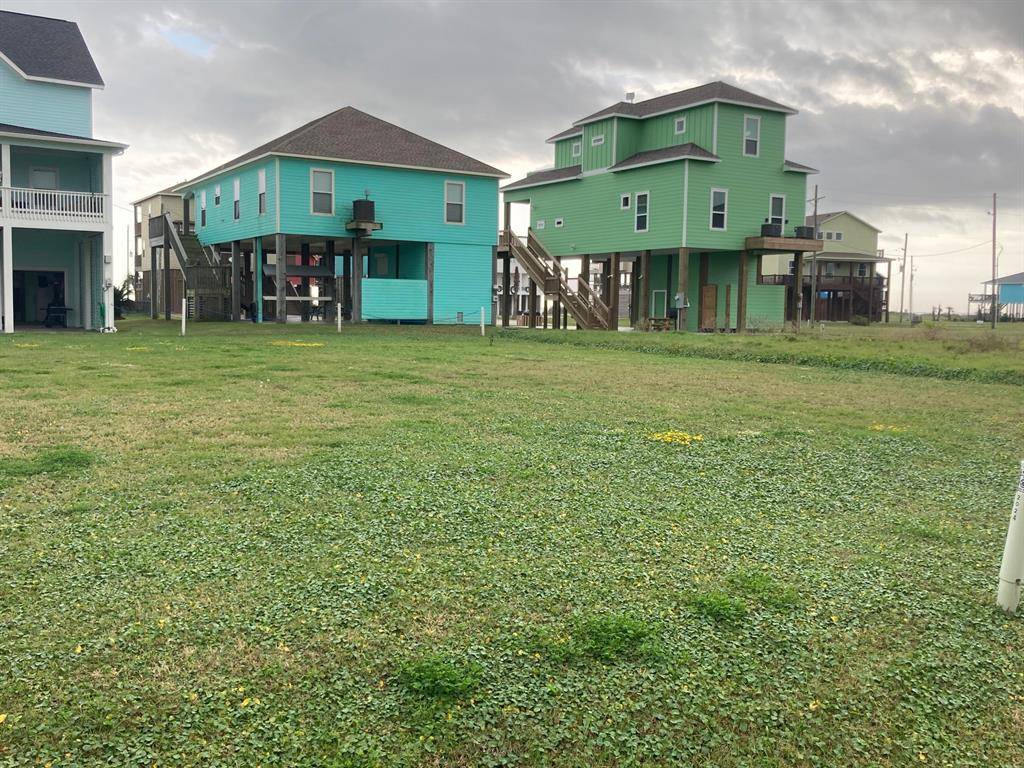 Crystal Beach, TX 77650,829 Eastview