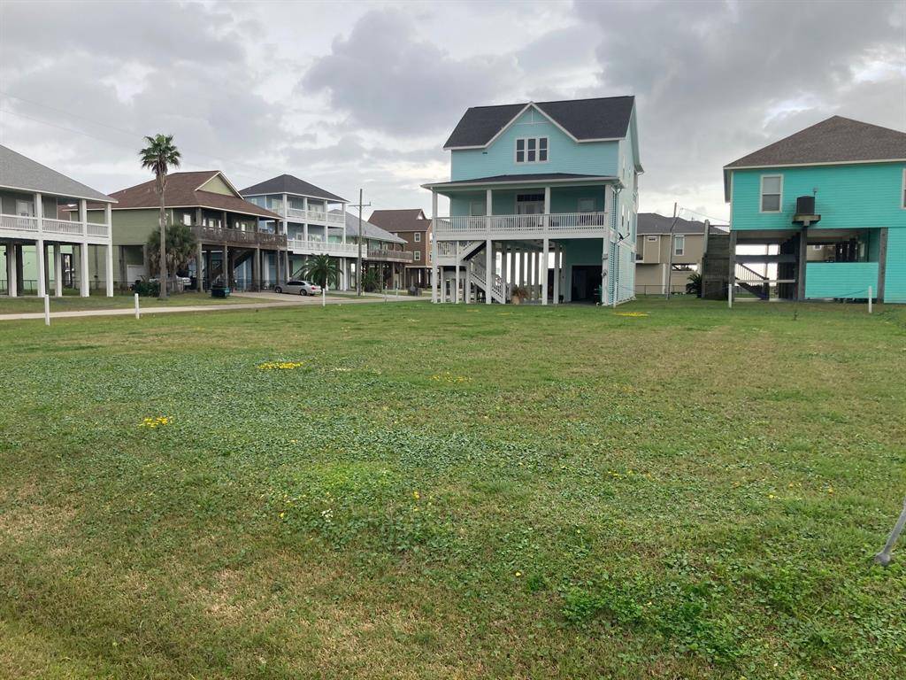 Crystal Beach, TX 77650,829 Eastview