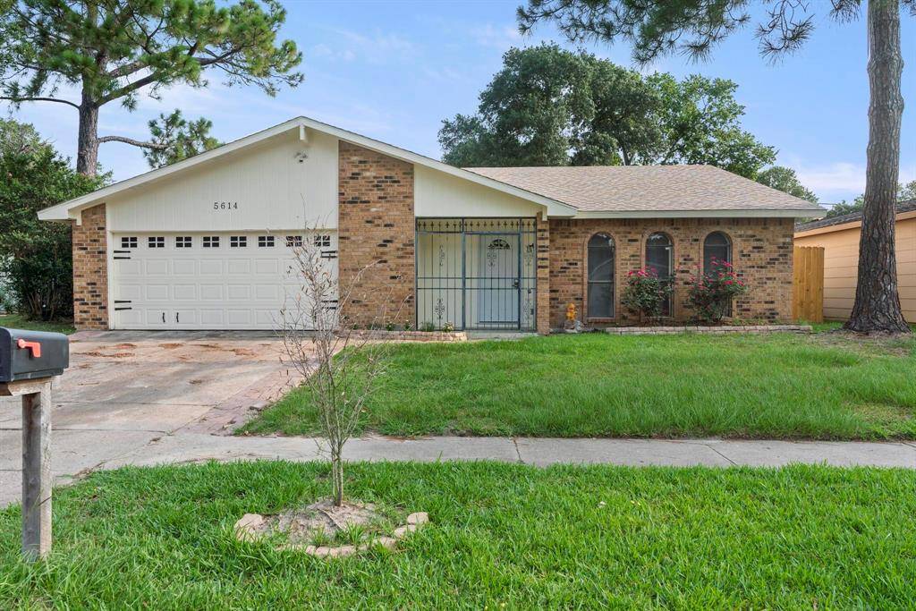 Houston, TX 77088,5614 Hickory Forest DR