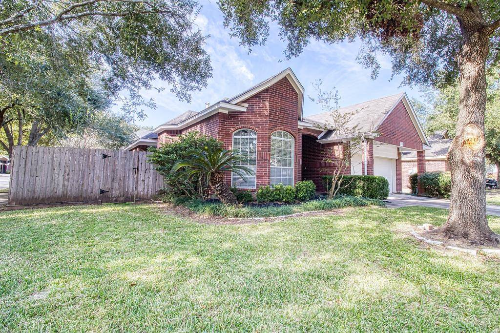 Sugar Land, TX 77479,218 Windrift CT