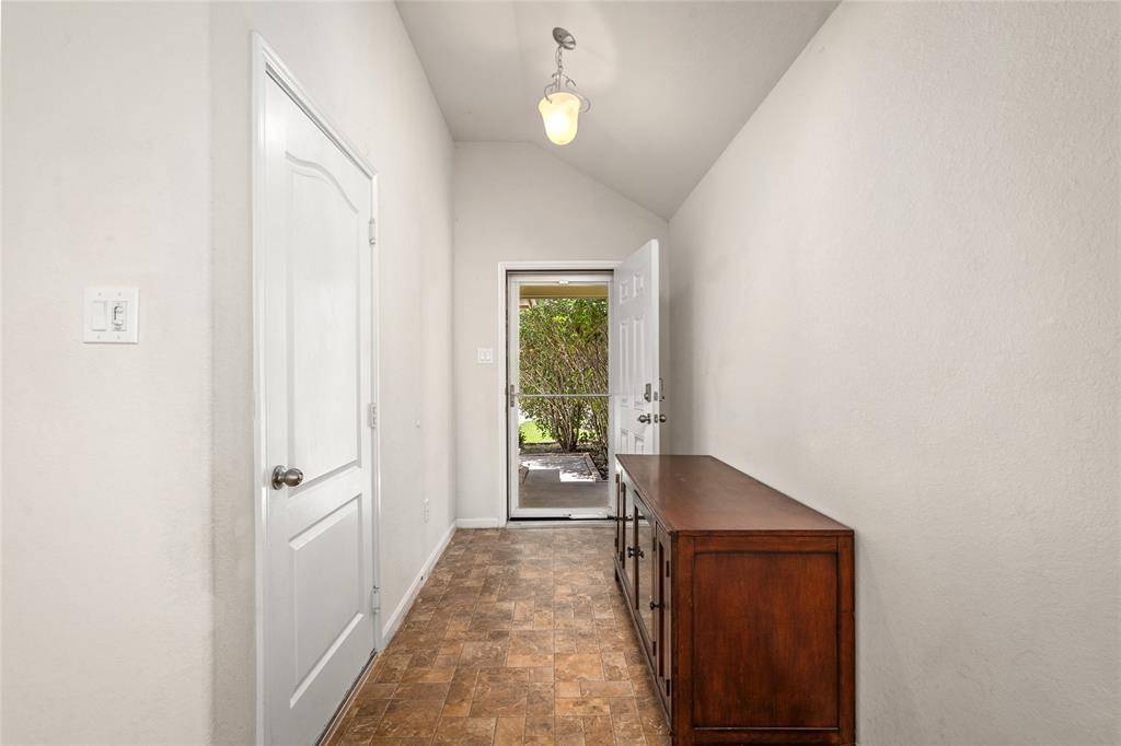 Bacliff, TX 77518,5111 Lagoon CT