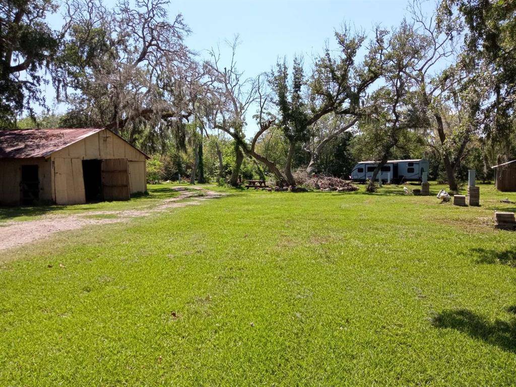 Brazoria, TX 77422,17628 County Road 426