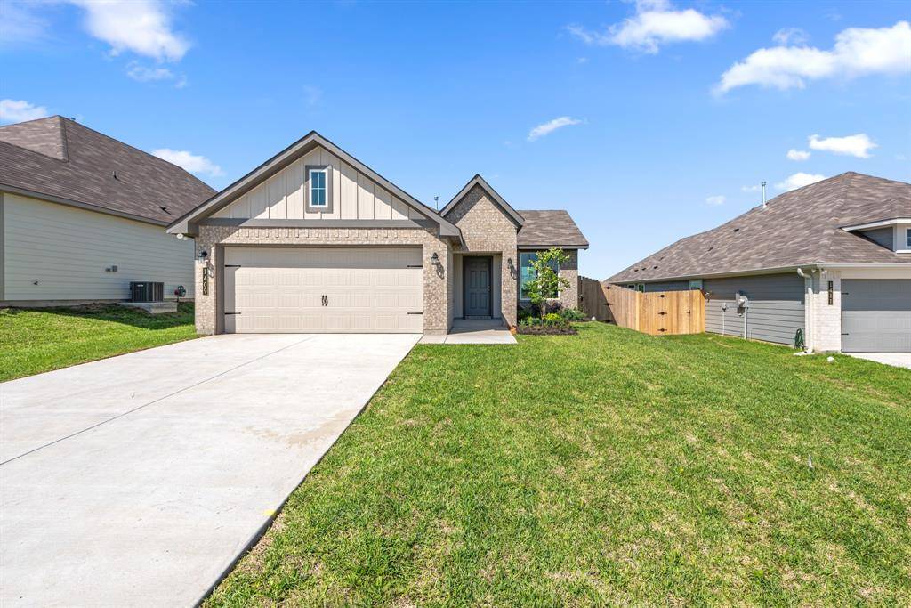 Brenham, TX 77833,1409 Whitney LN