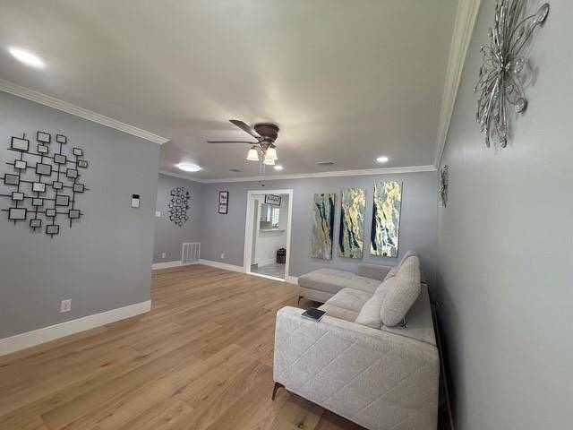 Houston, VT 77033,5630 Belarbor ST