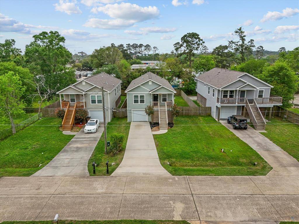 Dickinson, TX 77539,2124 Holly DR
