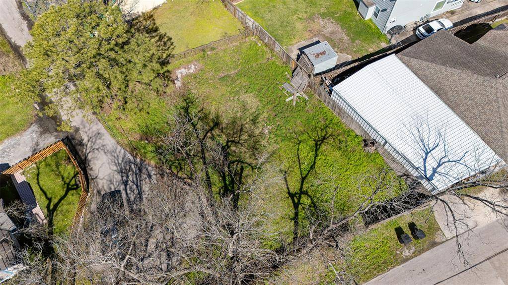 Houston, TX 77023,5005 Mckinney ST
