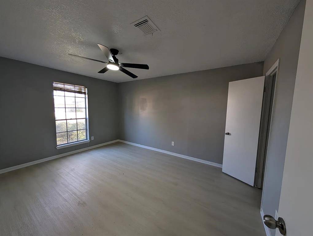 Houston, TX 77489,15322 Ohara DR