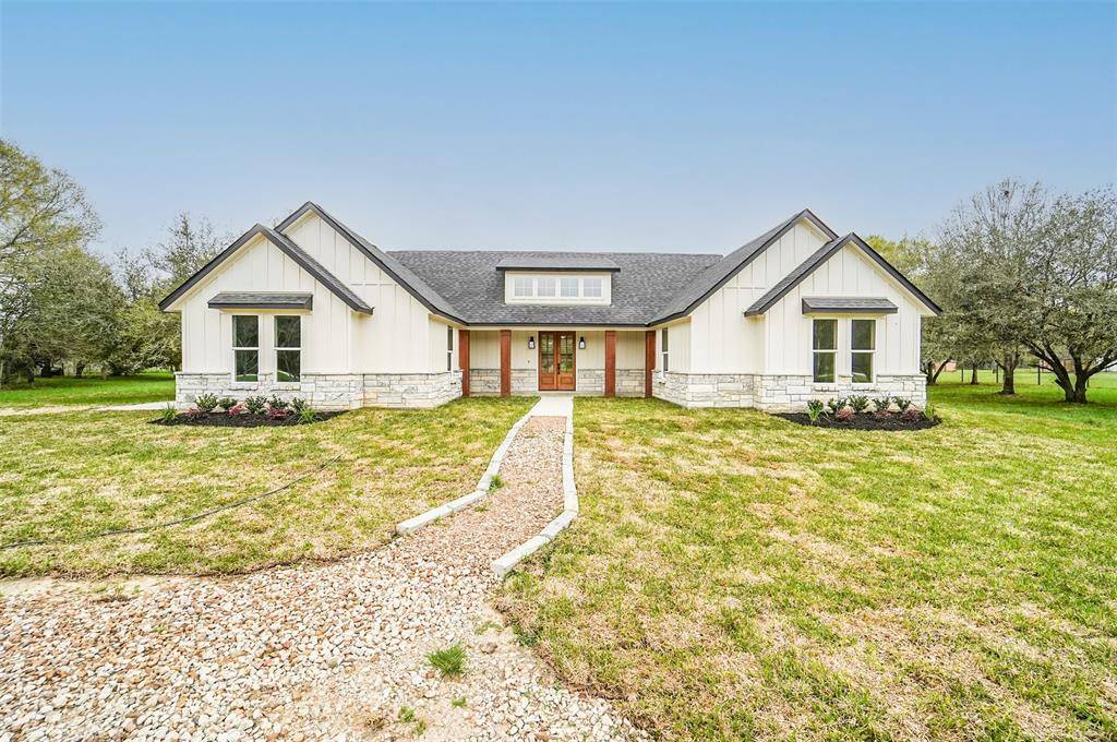 Damon, TX 77430,21707 Lake View RD