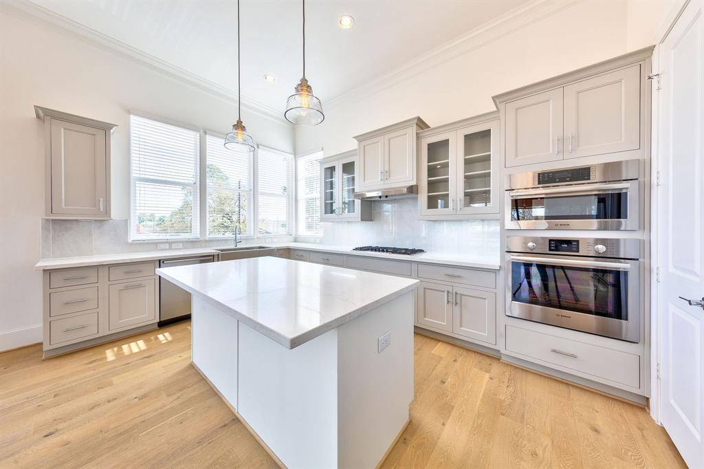 Houston, TX 77008,3311 Green Lilly LN