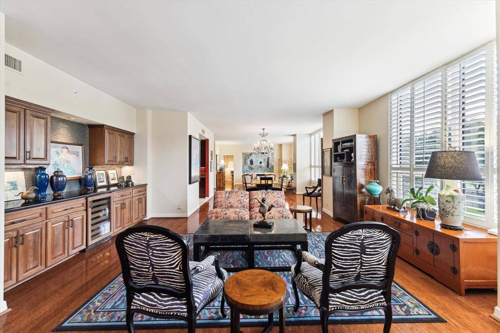 Houston, TX 77056,5110 San Felipe ST #36/37W