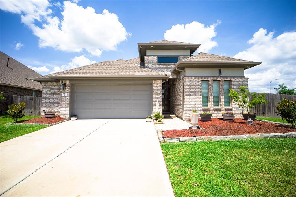 Richmond, TX 77406,323 Avenue B