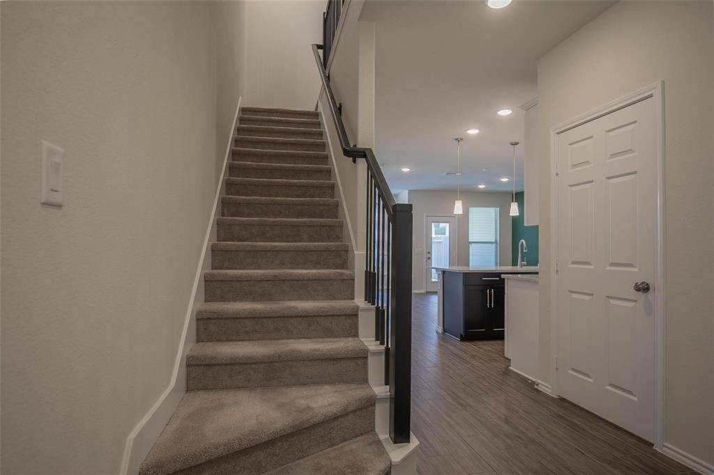 Houston, TX 77025,3415 Avondale View DR