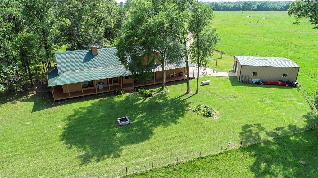 New Waverly, TX 77358,421 SH 150