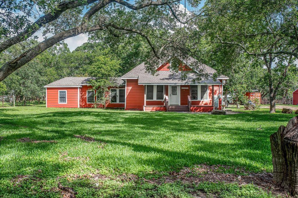 Palacios, TX 77465,3042 County Road 452
