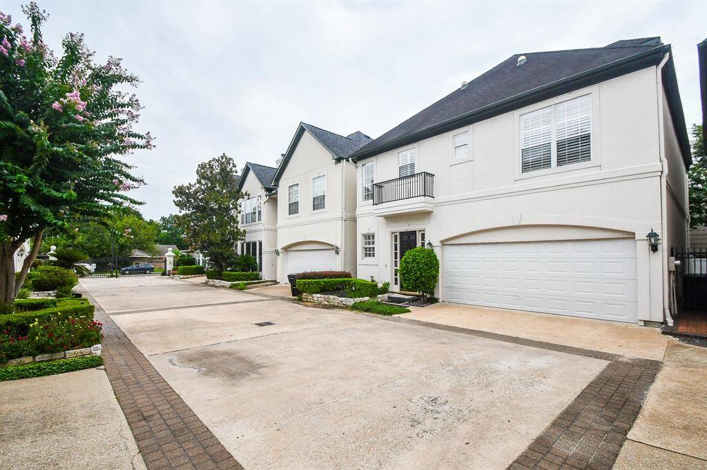 Houston, TX 77057,2124 Nantucket Drive Unit C DR