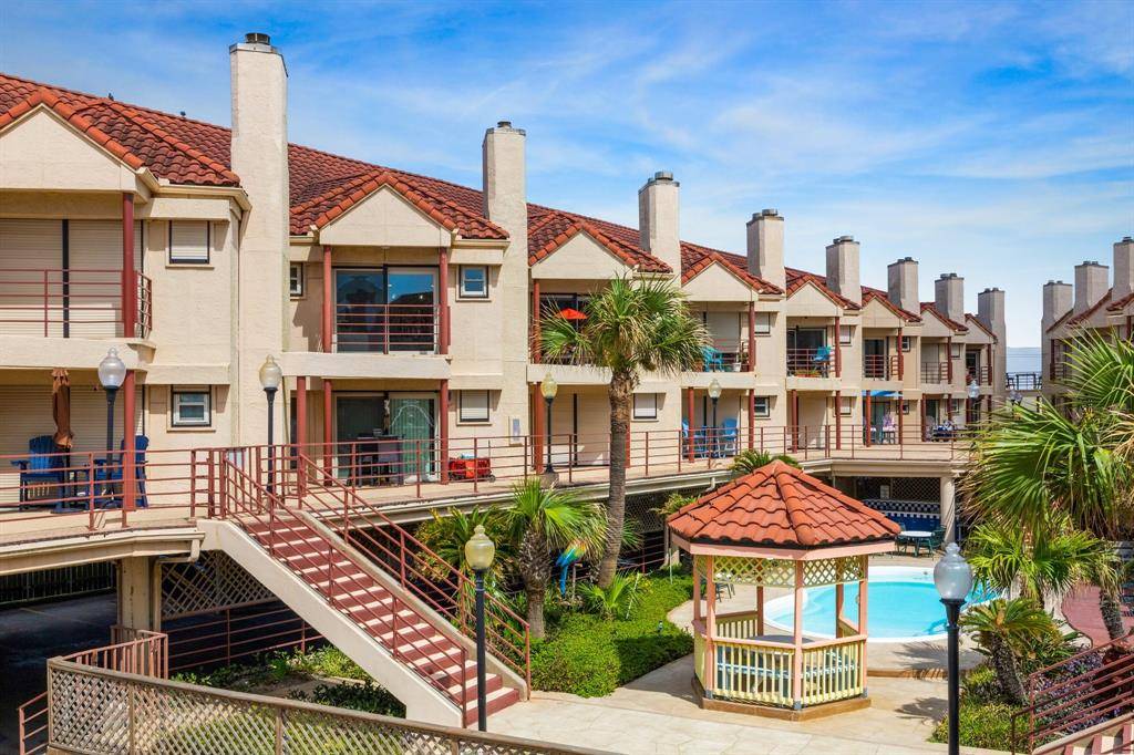 Galveston, TX 77551,7312 Seawall BLVD #205