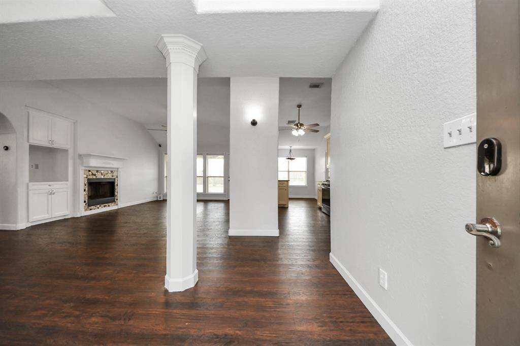 Richwood, TX 77531,204 Audubon Woods CT