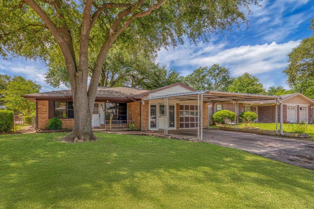 Deer Park, TX 77536,213 Maxie ST