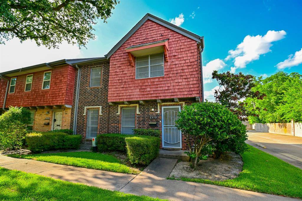 Houston, TX 77043,2372 Triway LN #162