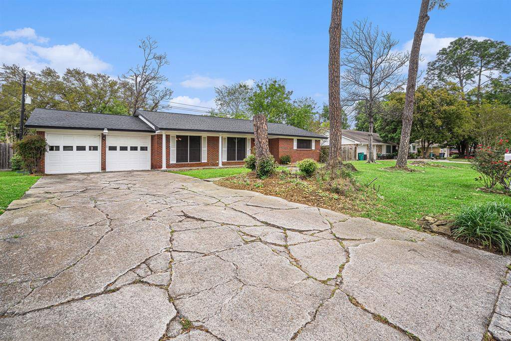 Baytown, TX 77521,5108 Somerset DR