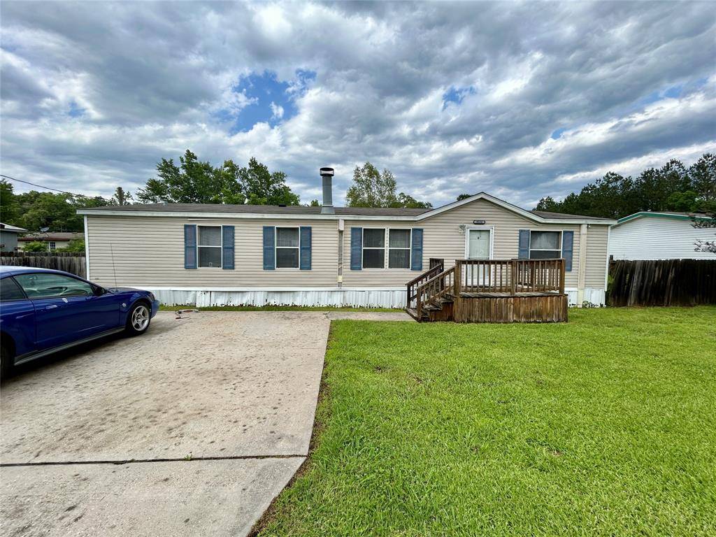 Willis, TX 77318,9522 Cypress DR