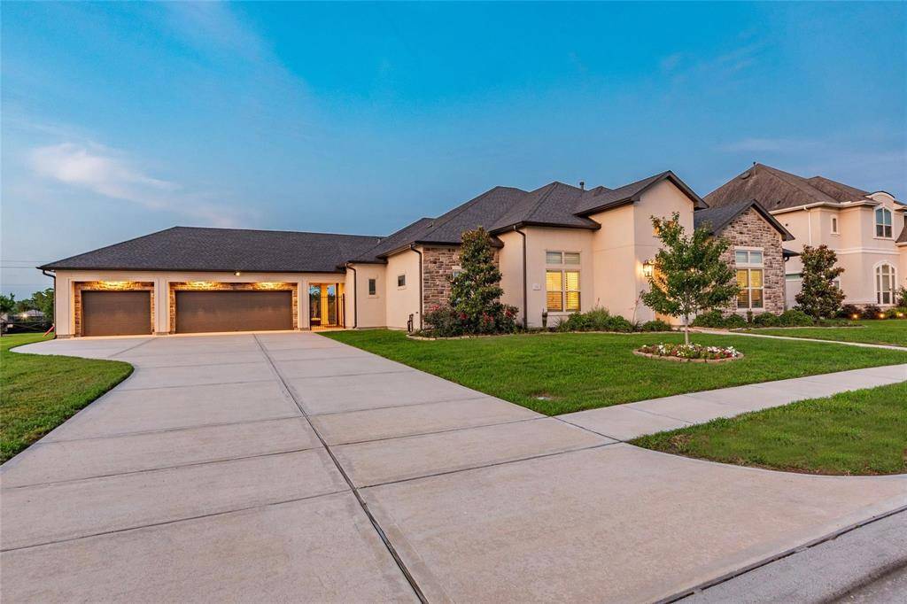 Friendswood, TX 77546,1701 Avery LN