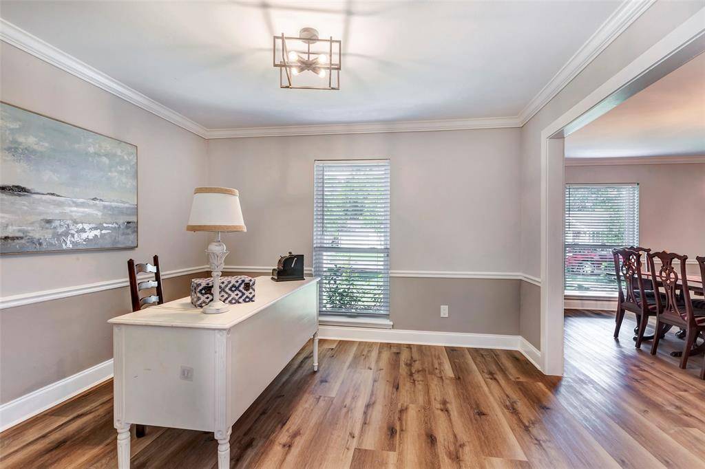 Houston, TX 77042,10715 Cedar Creek DR