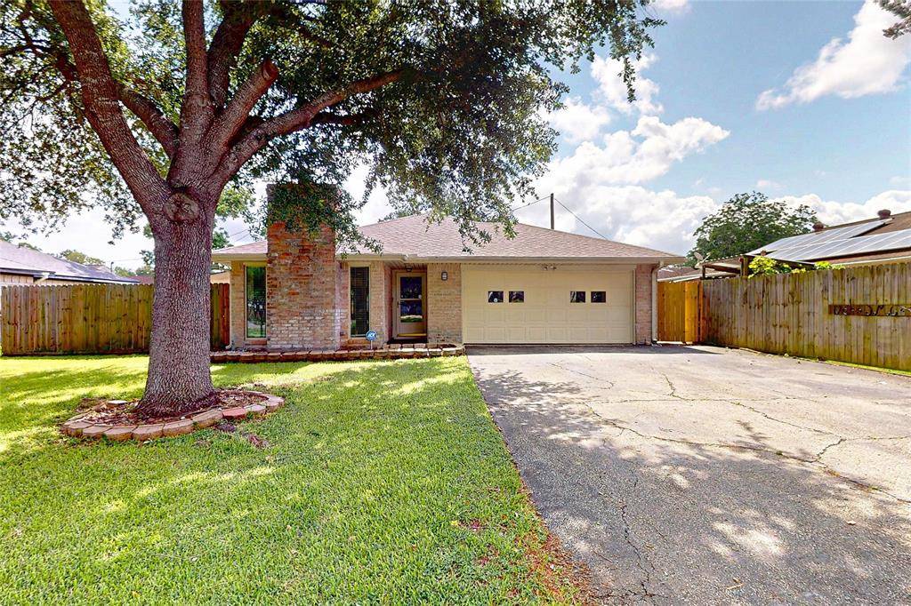 Dickinson, TX 77539,3907 Texas AVE