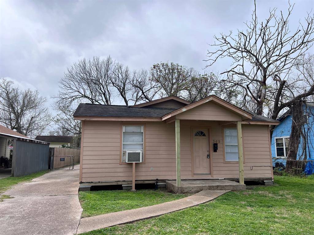 Clute, TX 77531,345 Long ST