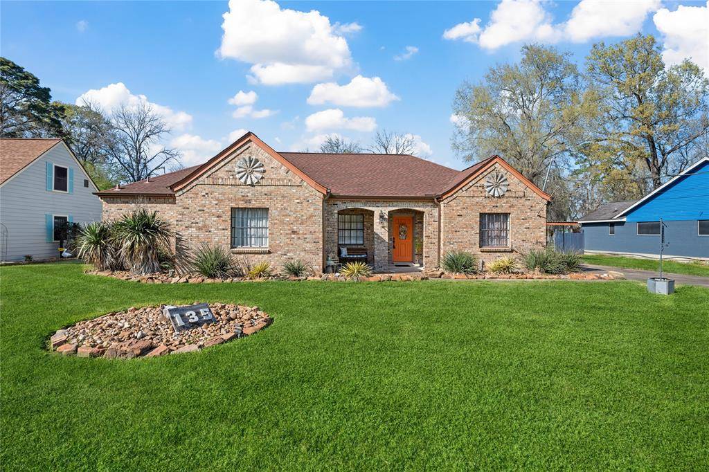 Huffman, TX 77336,135 Deer Lake RD