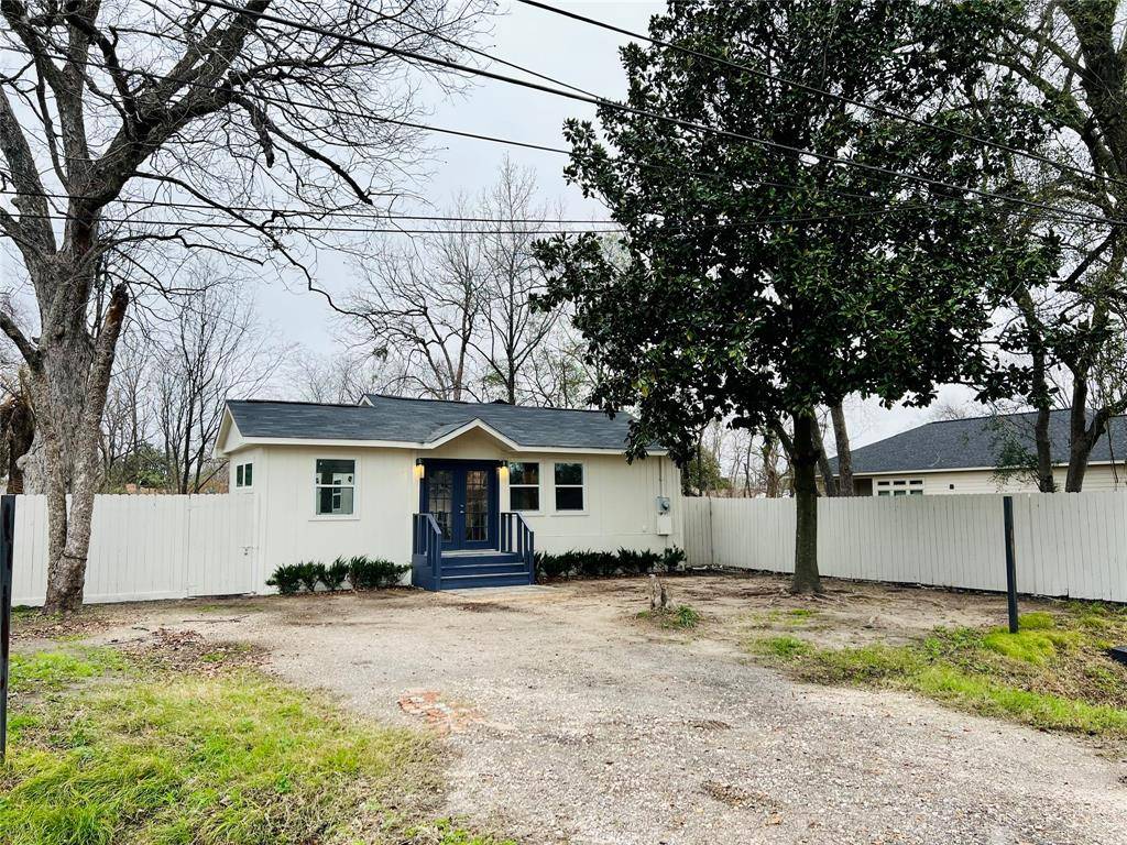 Houston, TX 77088,938 Dewalt ST