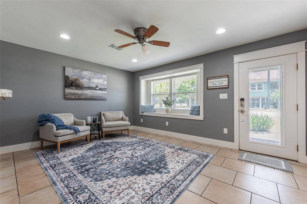 Clear Lake Shores, TX 77565,1017 Forest RD