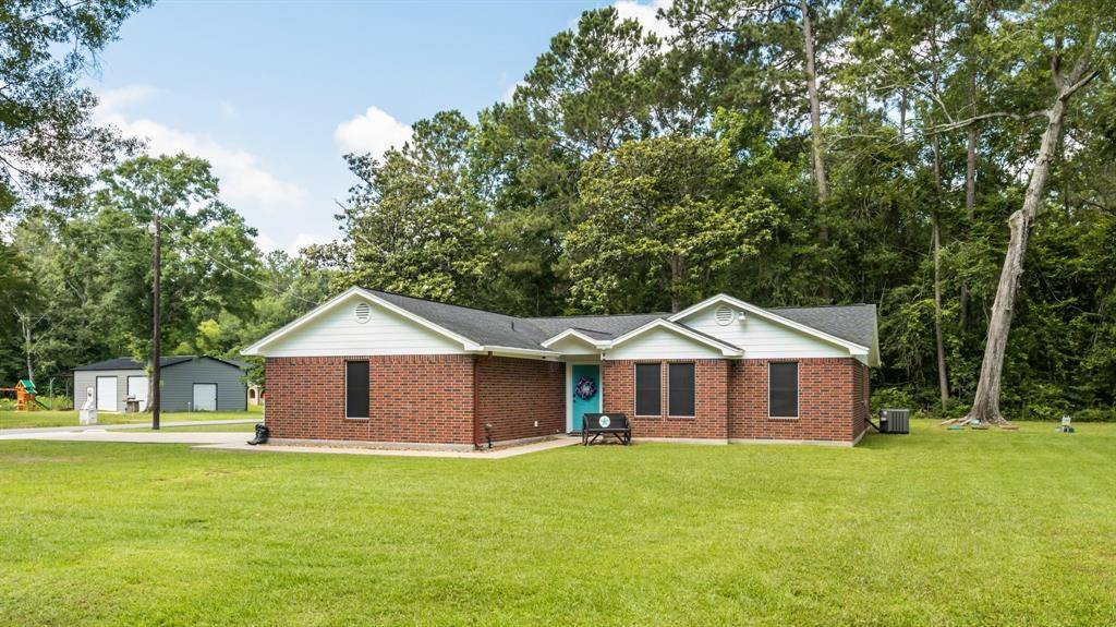 Splendora, TX 77372,137 County Road 3665