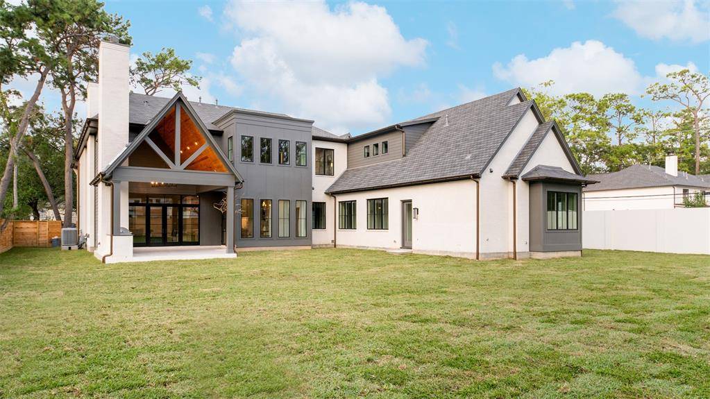 Houston, TX 77024,10803 Beinhorn RD