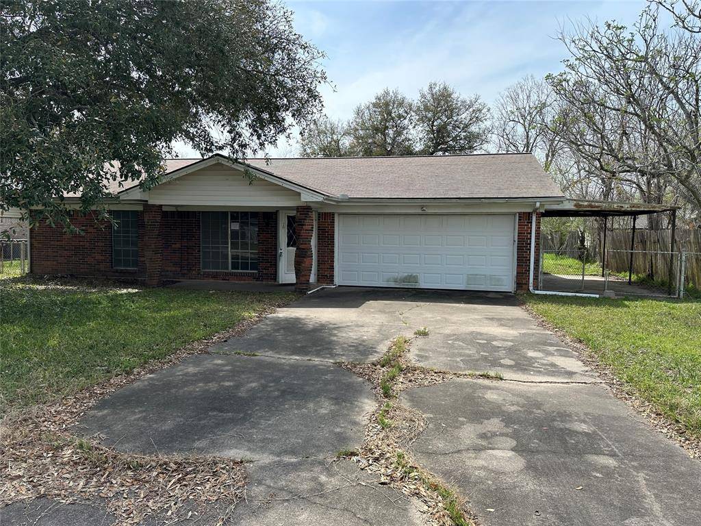 Victoria, TX 77905,105 Newcastle ST